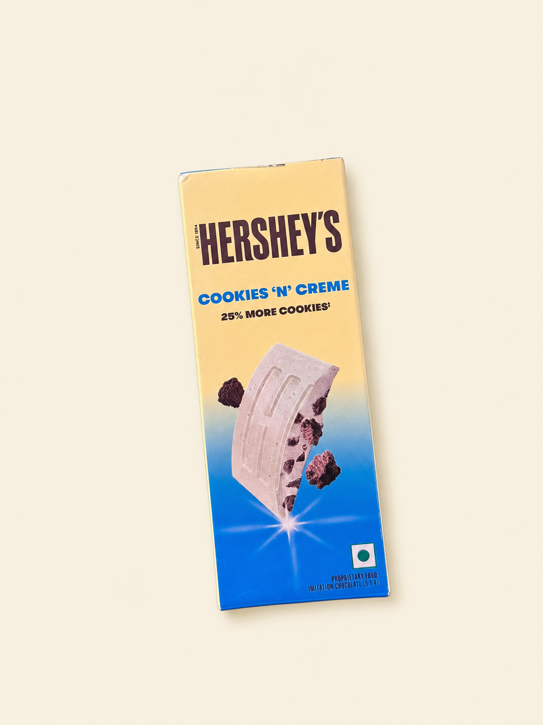 Hershey's Cookies 'N' Creme chocolate included in the Rakhi gift set