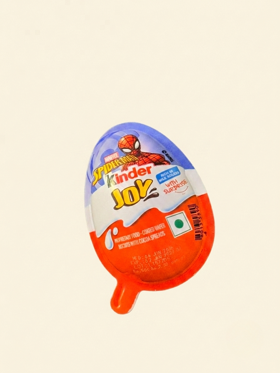 Spider-Man Kinder Joy included in the Rakhi gift set